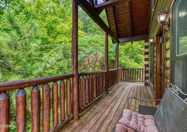 2251 Upper Middle Creek Road, Sevierville, TN 37876
