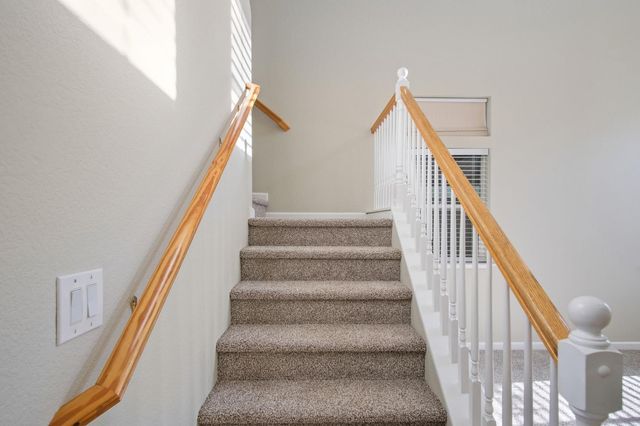 1732 Cook Ln, Manteca, CA 95337