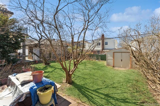 6912 Cloverdale Boulevard, Oakland Gardens, NY 11364