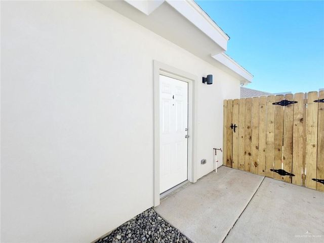 1312 Vani Drive 4, Weslaco, TX 78596