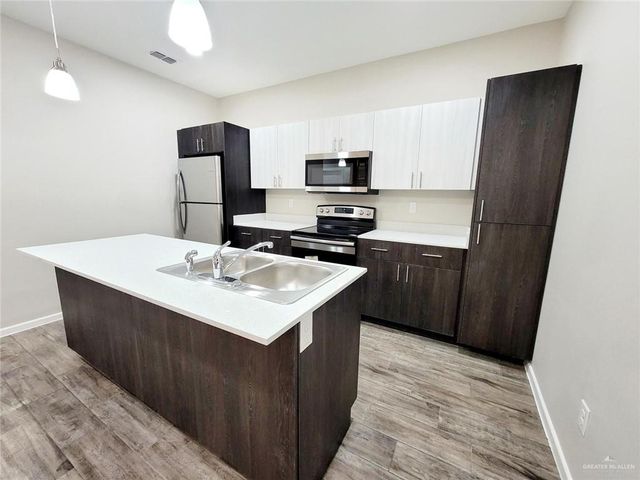 1312 Vani Drive 4, Weslaco, TX 78596