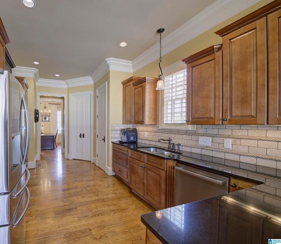 633 FOUNDERS PARK DRIVE W, Hoover, AL 35226