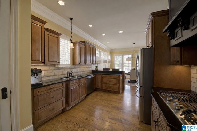 633 FOUNDERS PARK DRIVE W, Hoover, AL 35226