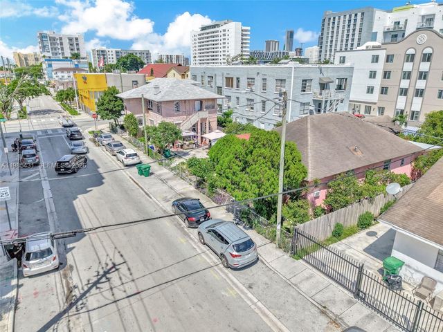 119 SW 7th Ave, Miami, FL 33130