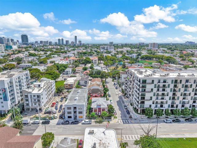 119 SW 7th Ave, Miami, FL 33130