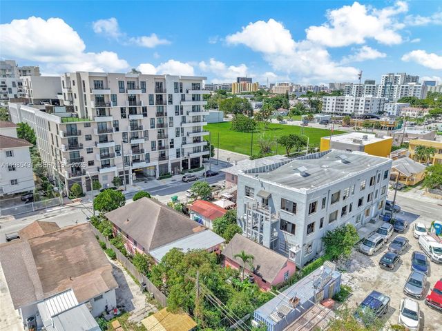 119 SW 7th Ave, Miami, FL 33130