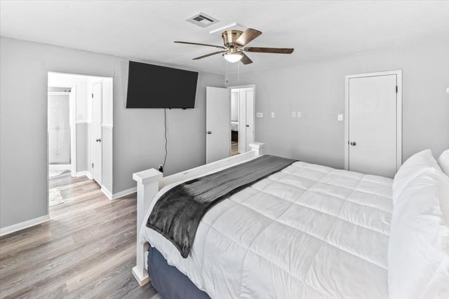 9313 Tree Lake Drive, Waco, TX 76708