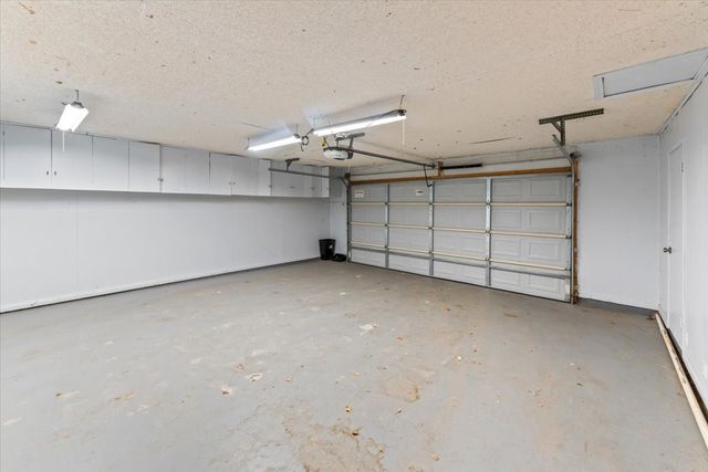 9313 Tree Lake Drive, Waco, TX 76708