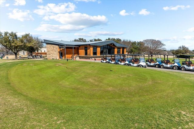 9313 Tree Lake Drive, Waco, TX 76708