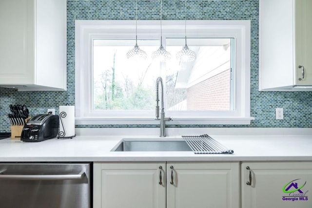 785 Downing St, Macon, GA 31204