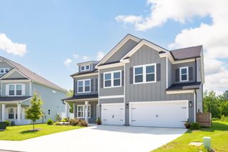 1814 Firelight Way, Ooltewah, TN 37363
