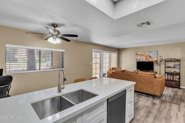 18811 N 19TH Avenue 1015, Phoenix, AZ 85027