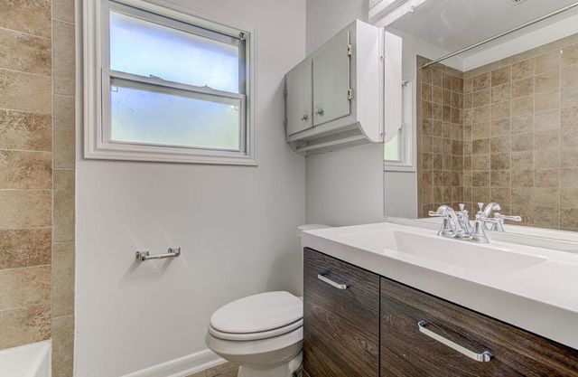 8406 Burrell DR, Austin, TX 78757