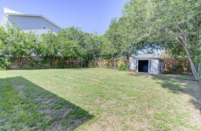 8406 Burrell DR, Austin, TX 78757