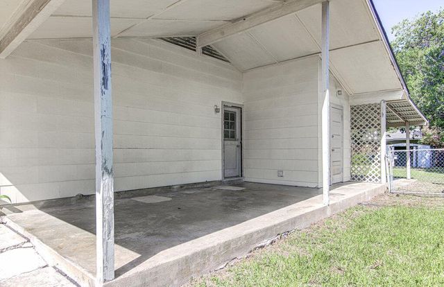 8406 Burrell DR, Austin, TX 78757
