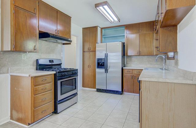 8406 Burrell DR, Austin, TX 78757