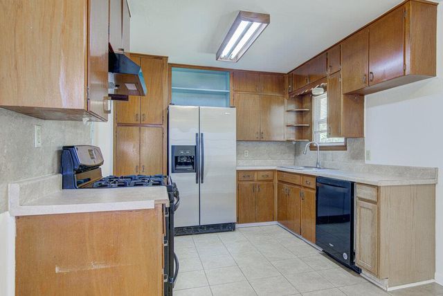 8406 Burrell DR, Austin, TX 78757