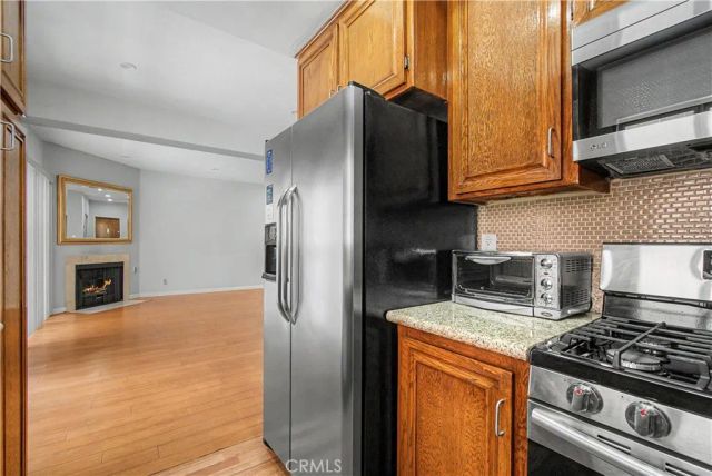 5135 Zelzah 100, Encino, CA 91316