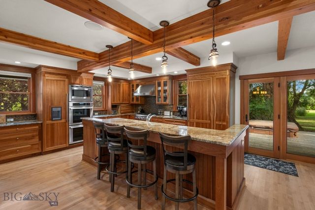 103 Tracy Street, Gallatin Gateway, MT 59730