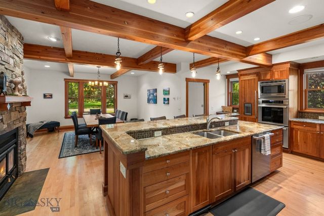 103 Tracy Street, Gallatin Gateway, MT 59730