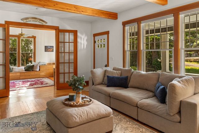 103 Tracy Street, Gallatin Gateway, MT 59730