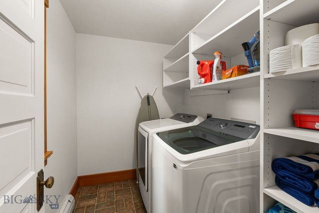 103 Tracy Street, Gallatin Gateway, MT 59730