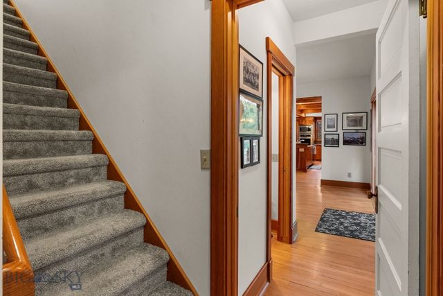 103 Tracy Street, Gallatin Gateway, MT 59730