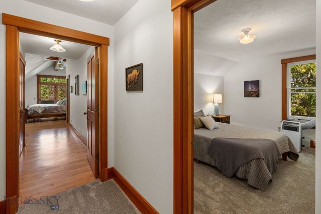 103 Tracy Street, Gallatin Gateway, MT 59730