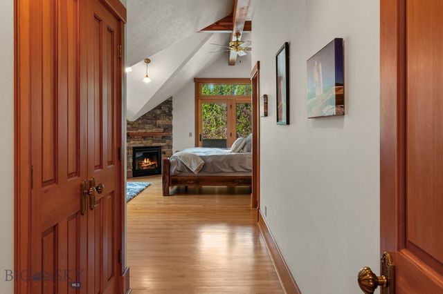 103 Tracy Street, Gallatin Gateway, MT 59730