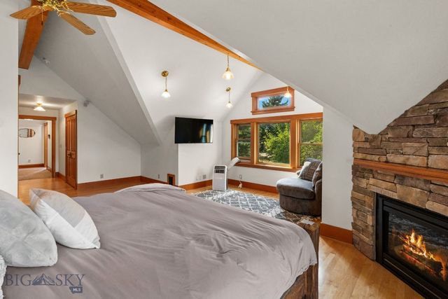 103 Tracy Street, Gallatin Gateway, MT 59730