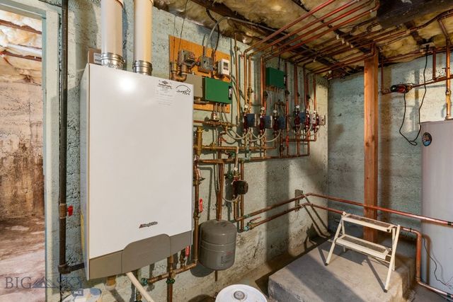 103 Tracy Street, Gallatin Gateway, MT 59730