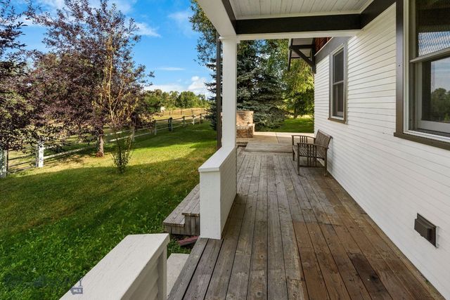 103 Tracy Street, Gallatin Gateway, MT 59730