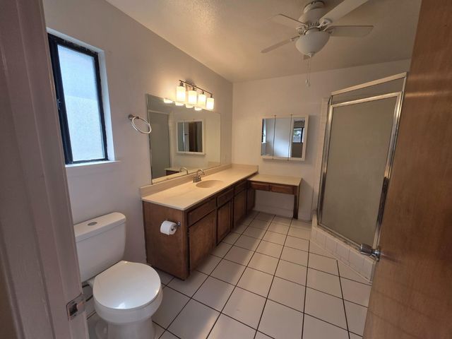 364 N Sunnyside Avenue, Fresno, CA 93727