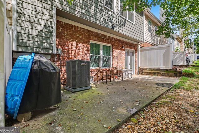 373 Creek Manor Way, Suwanee, GA 30024