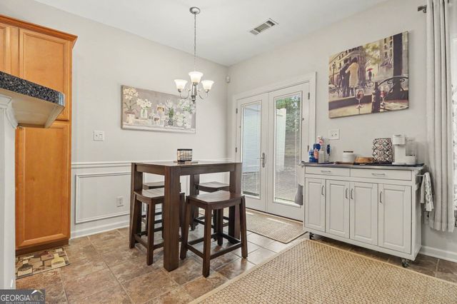 373 Creek Manor Way, Suwanee, GA 30024
