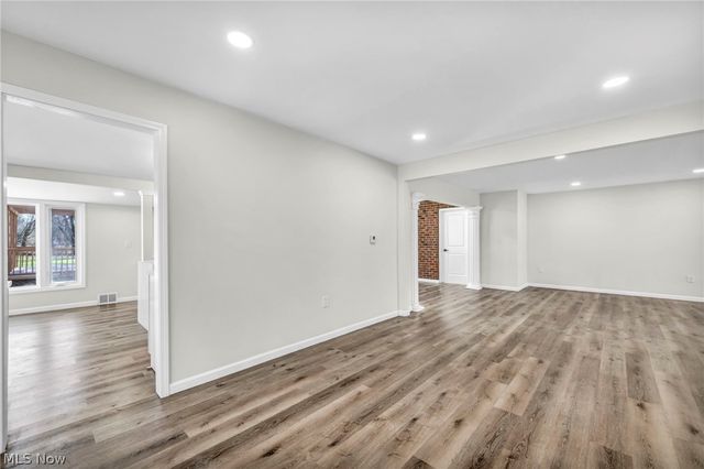 24150 S Woodland Road, Shaker Heights, OH 44122