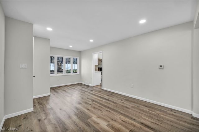 24150 S Woodland Road, Shaker Heights, OH 44122