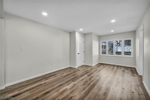 24150 S Woodland Road, Shaker Heights, OH 44122