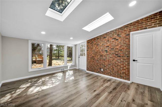 24150 S Woodland Road, Shaker Heights, OH 44122