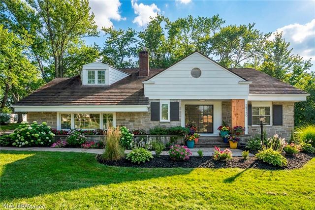 24150 S Woodland Road, Shaker Heights, OH 44122