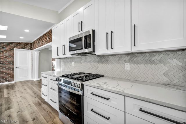 24150 S Woodland Road, Shaker Heights, OH 44122