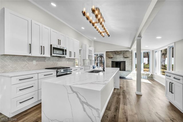 24150 S Woodland Road, Shaker Heights, OH 44122