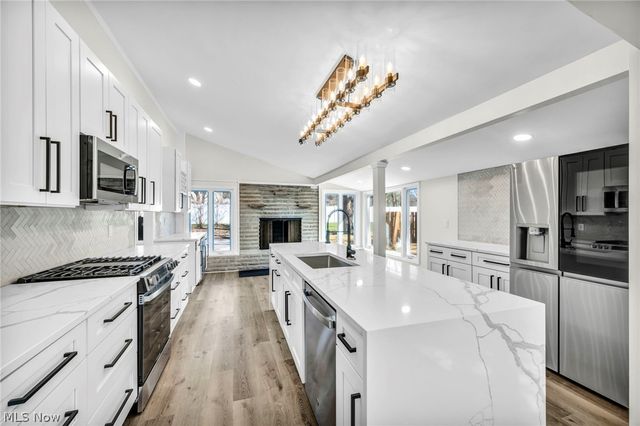 24150 S Woodland Road, Shaker Heights, OH 44122