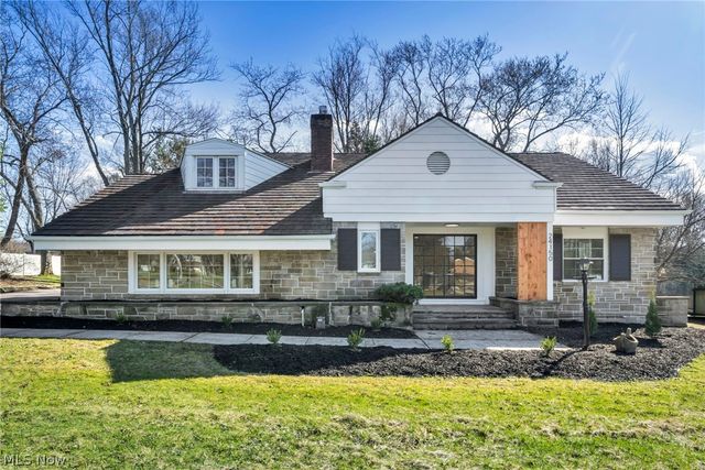 24150 S Woodland Road, Shaker Heights, OH 44122
