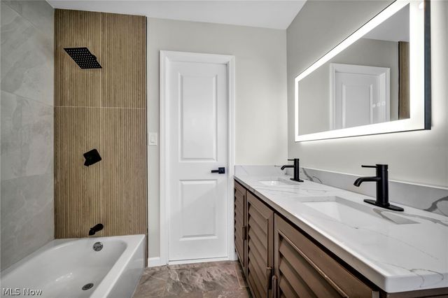 24150 S Woodland Road, Shaker Heights, OH 44122