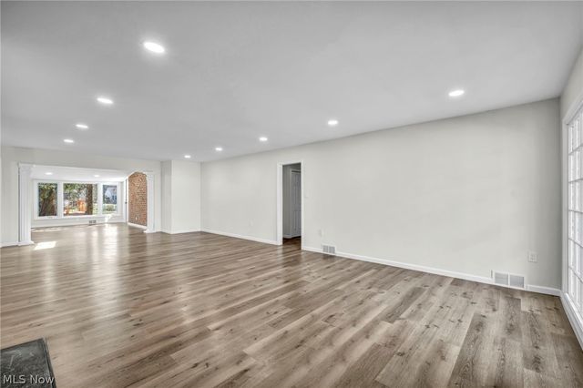 24150 S Woodland Road, Shaker Heights, OH 44122