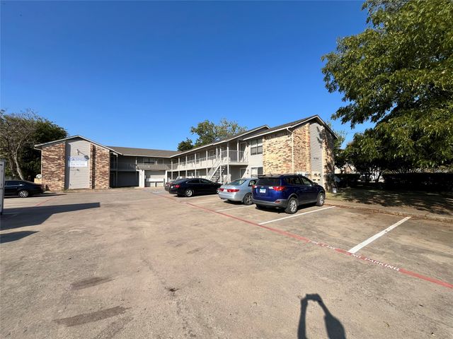 2526 W Prairie Street 108, Denton, TX 76201