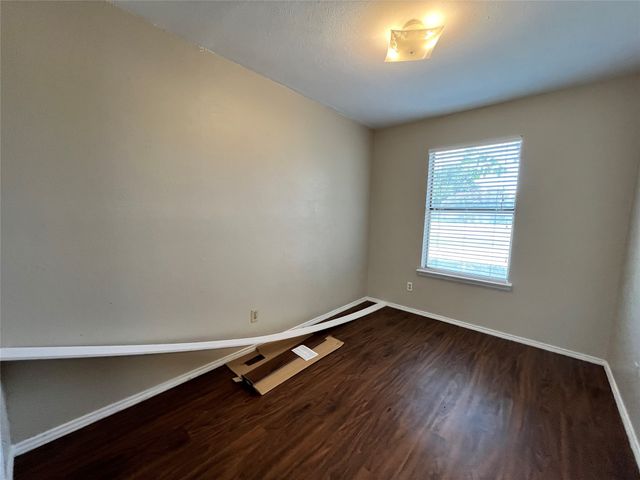 2526 W Prairie Street 108, Denton, TX 76201