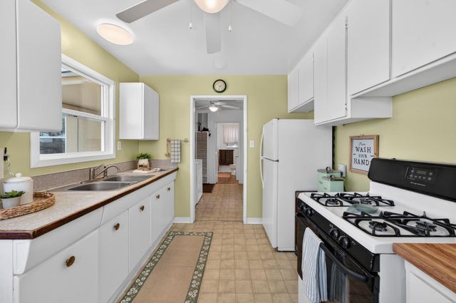 4349 Olivehurst Ave, Olivehurst, CA 95961