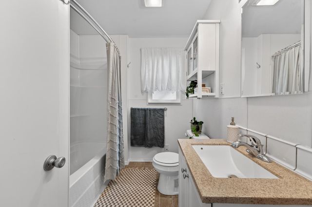 4349 Olivehurst Ave, Olivehurst, CA 95961